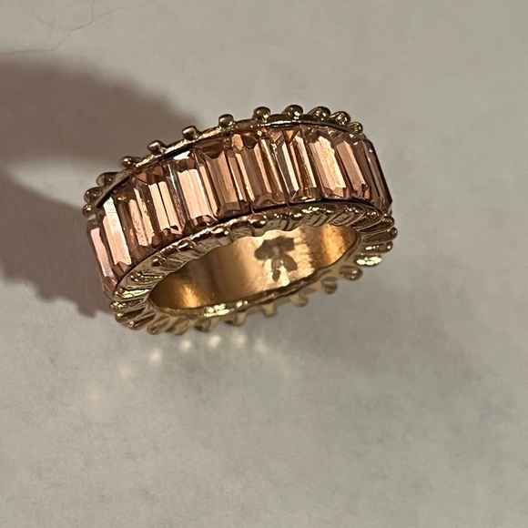 Pink stone ring - Picture 3 of 3